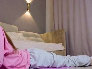 monicabiluci camsoda