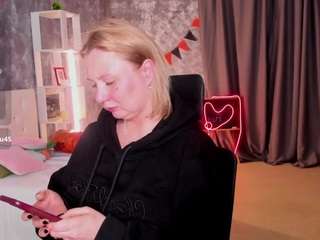 scent-of-woman's CamSoda show and profile