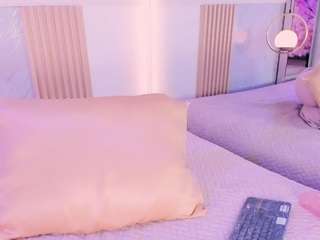 violetbellarose's live room