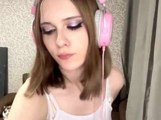  kirstiegair chat room