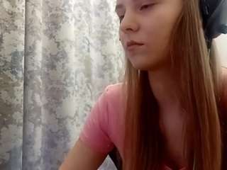 lylamellenthin Live Webcam on CamSoda