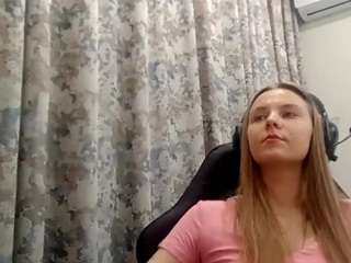 lylamellenthin's CamSoda show and profile