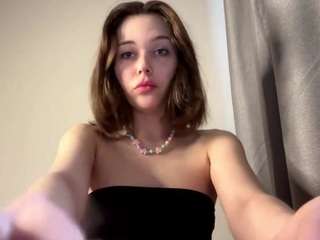 LylaVizard — LIVE on Camsoda