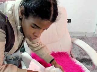 thianaahorny Live Webcam on CamSoda