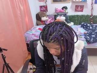Thianaahorny live webcam show
