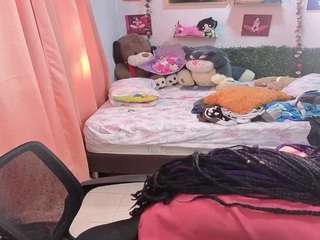 Thianaahorny live webcam show