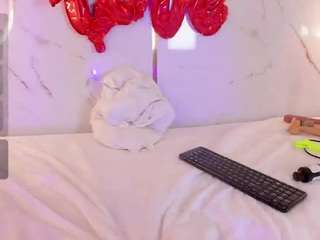 vanessaboch's CamSoda show and profile