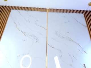 vanessaboch's CamSoda show and profile