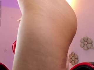 OILED ASS WITH SEVERAL SPANKS TO LIL ASS - DILDO FUCK WITH SQUIRT AT 20TH GOAL REACHED (PVT OPEN) 35TKS*35SECONDS [50 tokens remaining]