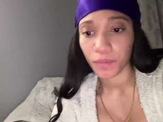 aliyahluv webcam model