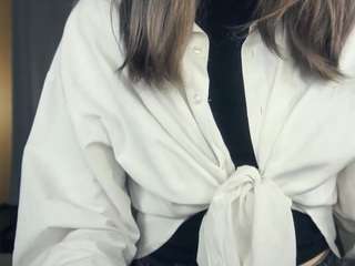 eboniebalmes's CamSoda show and profile