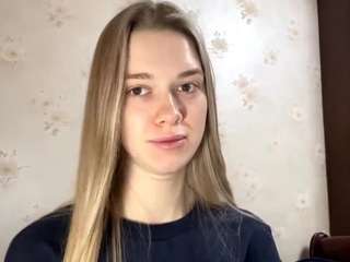 Live Sex Chat with Courtney (@iluminadaohara)