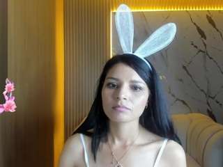 valery-tf's CamSoda show and profile