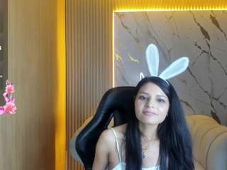 valery-tf's CamSoda show and profile