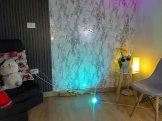 chloerossi's CamSoda show and profile