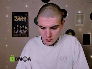 drew-soft webcam model