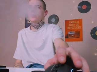 drew-soft Live Webcam on CamSoda