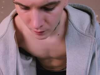 drew-soft Live Webcam on CamSoda