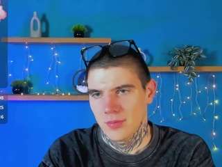 drew-soft Live Webcam on CamSoda