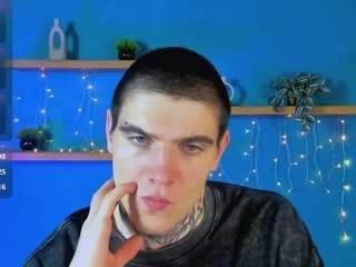 drew-soft Live Webcam on CamSoda