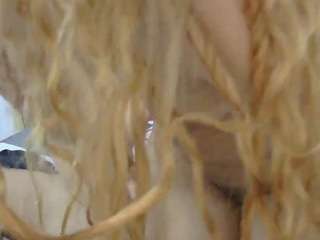 fer-isaac's CamSoda show and profile