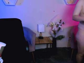 kim-classy webcam model