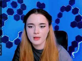 kim-classy Live Webcam on CamSoda