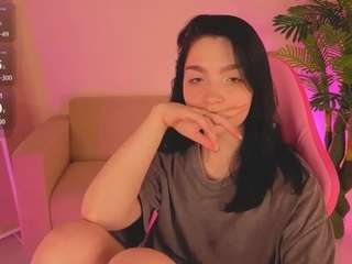 lindasweetiest's CamSoda show and profile