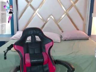 chloe-prg live cam preview
