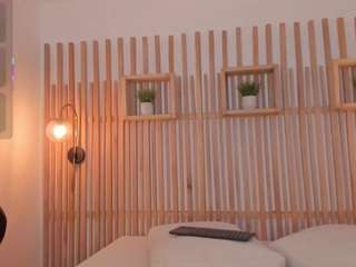 eve-west Live Webcam on CamSoda