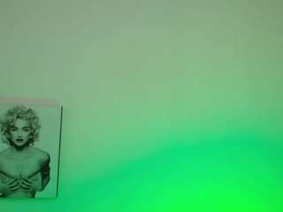 milliebobby live webcam show