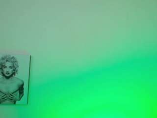 milliebobby live webcam show