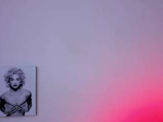 Milliebobby live cam preview