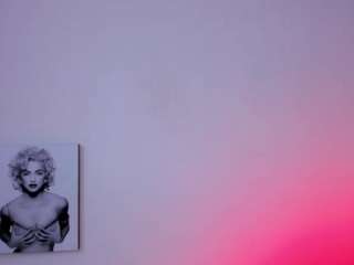 Milliebobby live cam preview