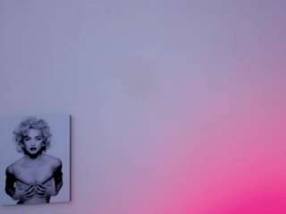 Milliebobby live cam preview