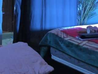 sharlottsmith's CamSoda show and profile