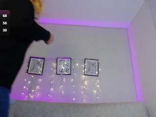 sweetbellavalery webcam