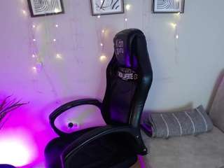 sweetbellavalery live cam profile