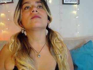 sweetbellavalery webcam