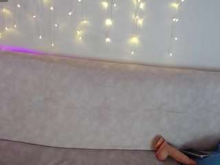 sweetbellavalery webcam