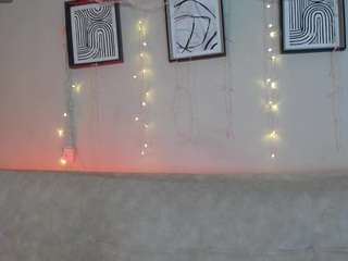 sweetbellavalery webcam