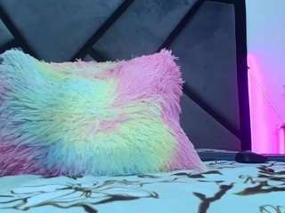 TashaNaughty4u live webcam on Soda Cams