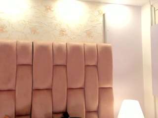 aishathornee Live Webcam on CamSoda