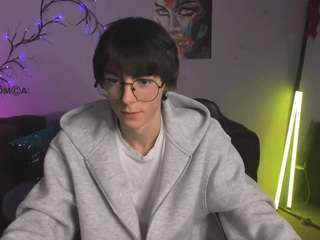  caleb-lichi chat room