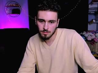 Live Sex Chat with caleb-lichi (@caleb-lichi)