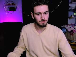 caleb-lichi's CamSoda show and profile