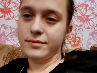 EmmaOgan live webcam on Soda Cams