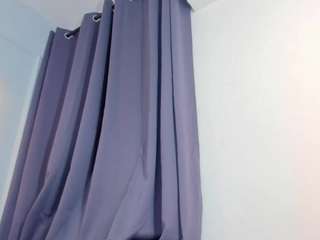 hellen-parkeer webcam camsoda model stream image