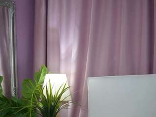 isabelamber Live Webcam on CamSoda