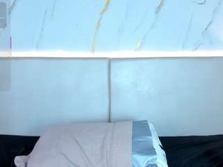 julieta-blue live profile